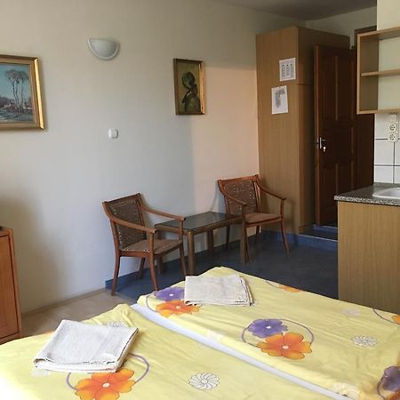 City Hotel Siófok Buitenkant foto