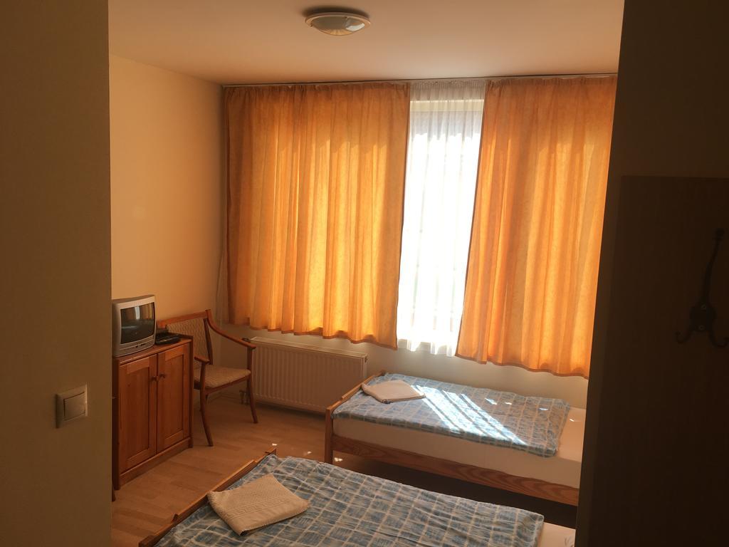 City Hotel Siófok Buitenkant foto